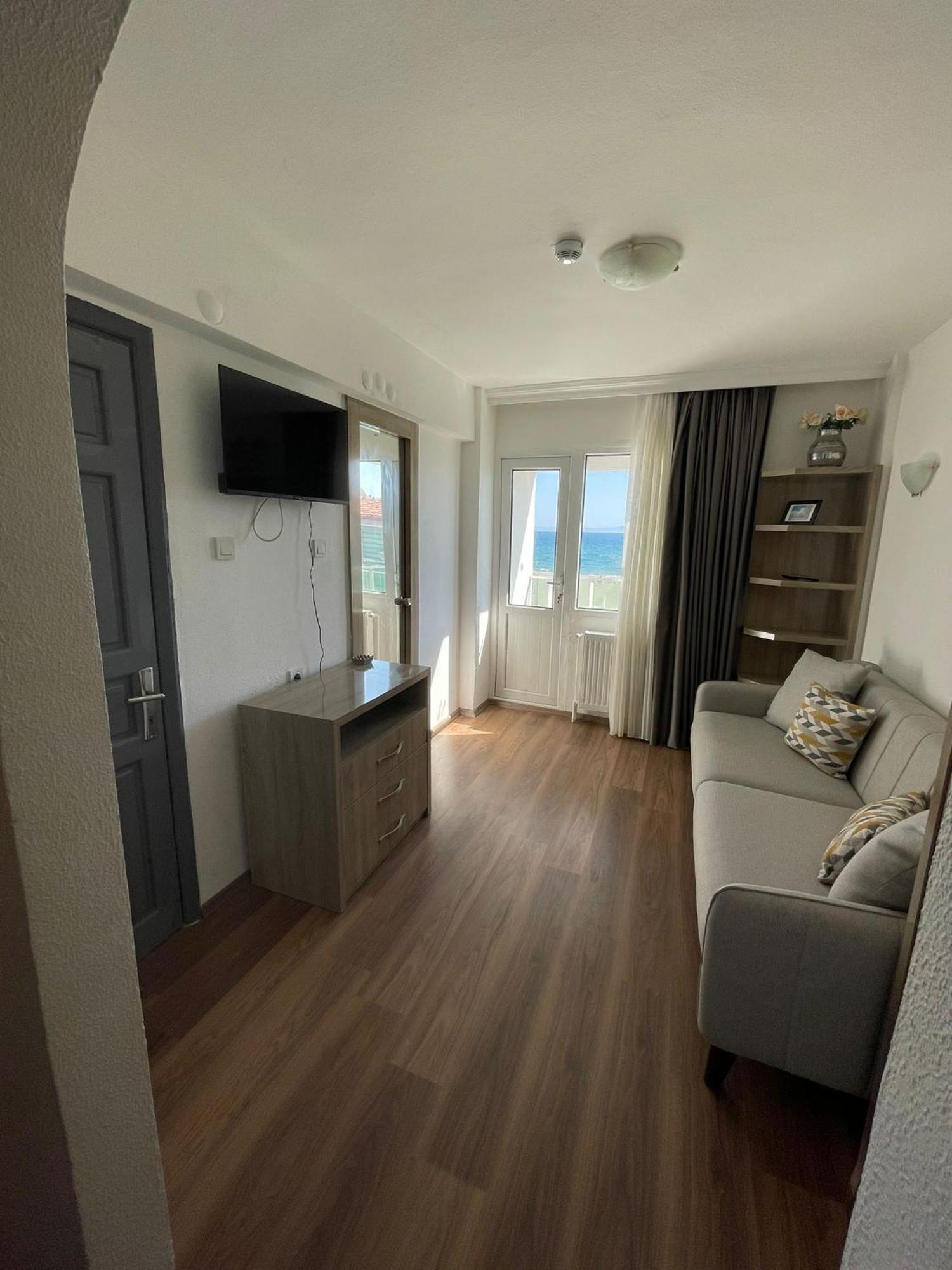 Colophon Beach Otel Гумульдур Экстерьер фото